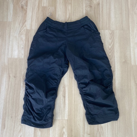lululemon athletica Pants - Lululemon black Capri style lounge pants size 4